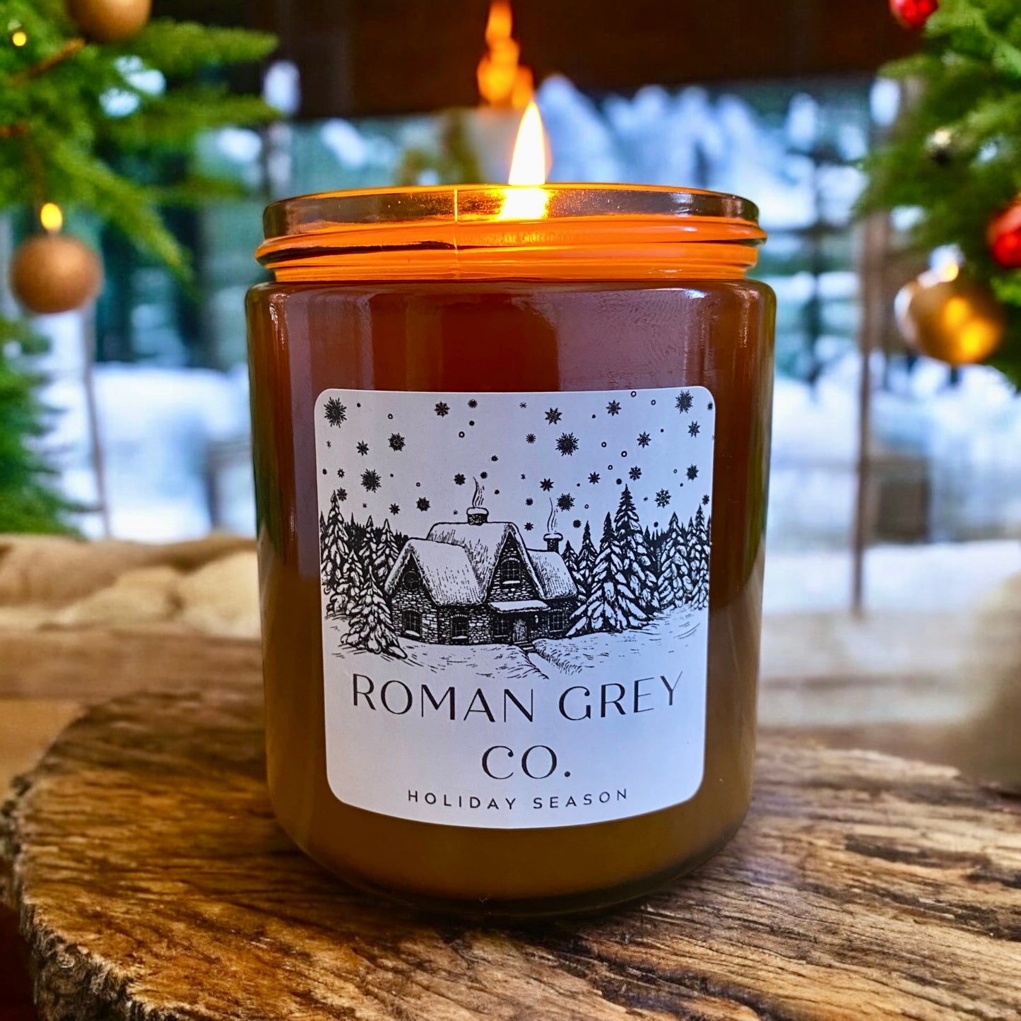 HOLIDAY SEASON SOY CANDLE 8 OZ.