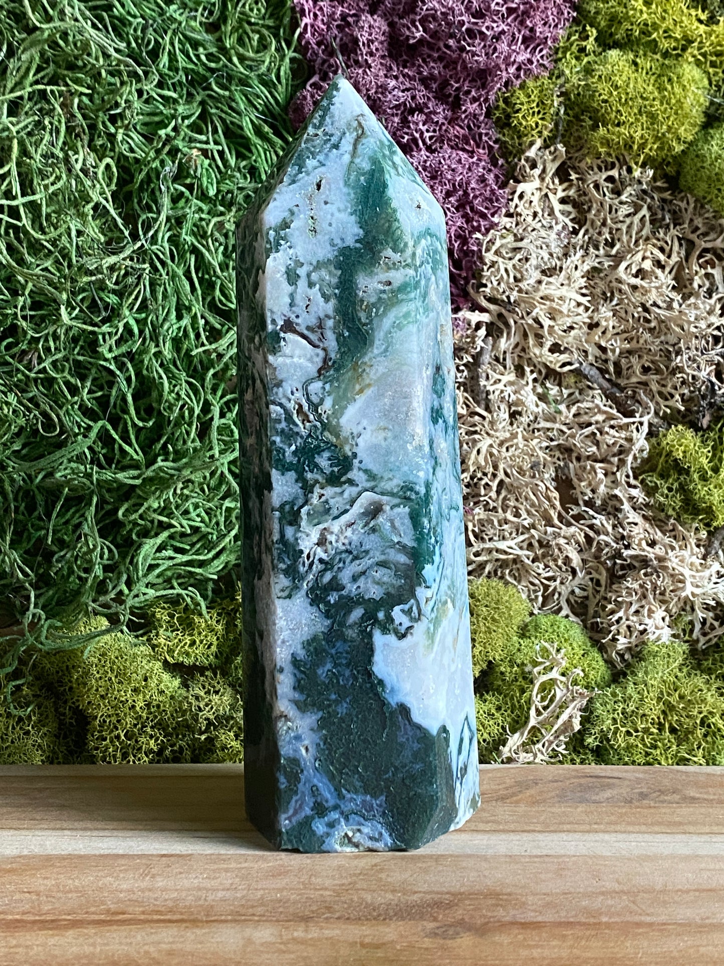 MOSS AGATE TOWER