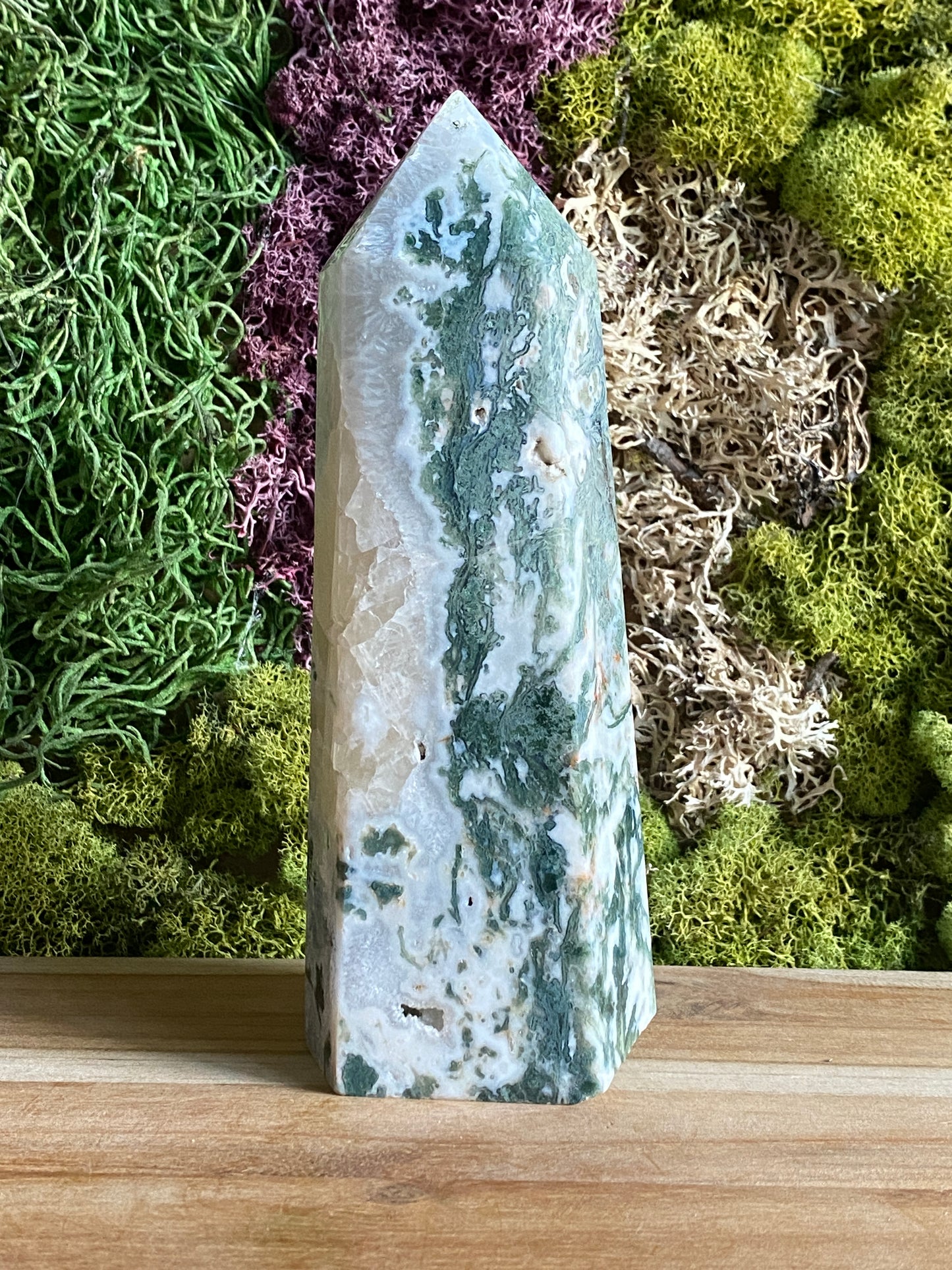 MOSS AGATE TOWER