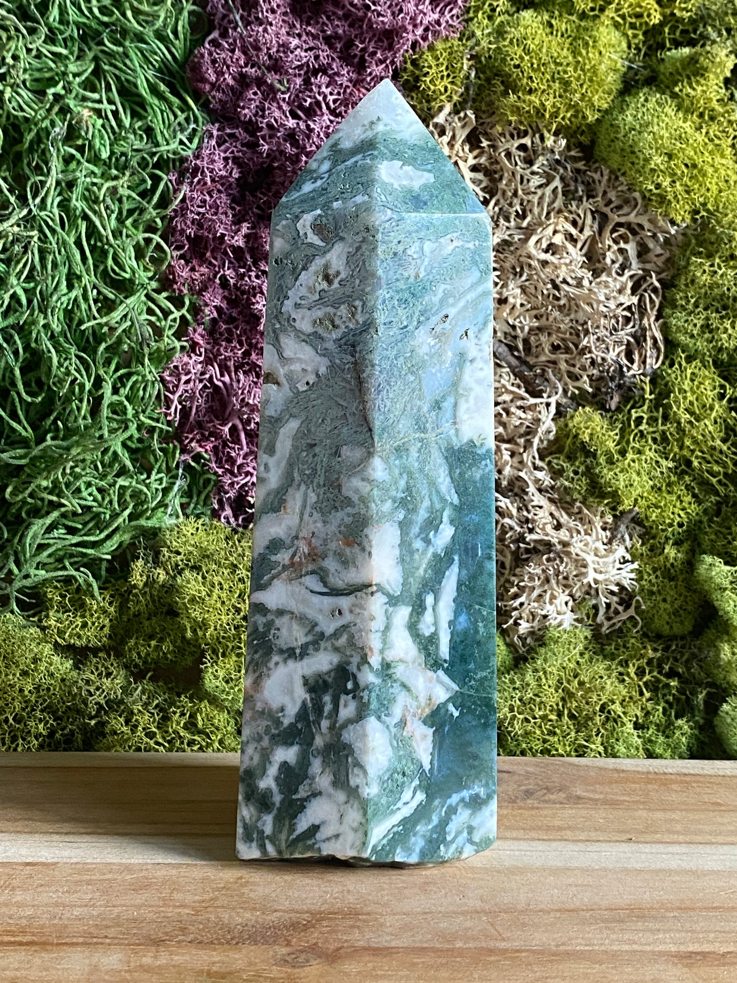 MOSS AGATE TOWER