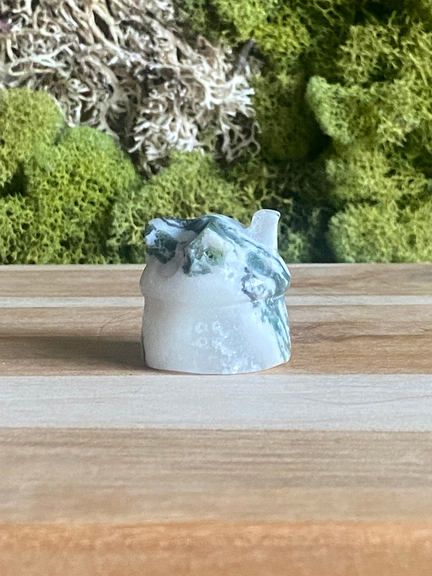 MOSS AGATE HOUSE