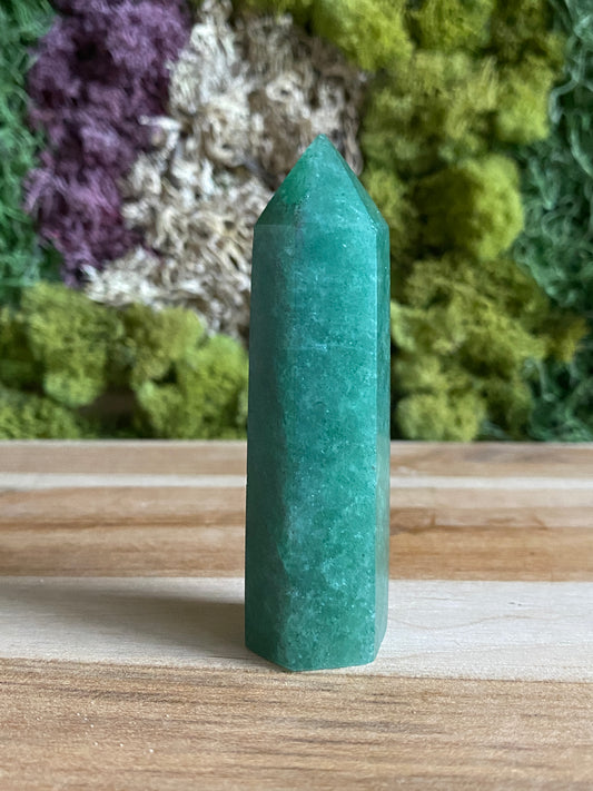 GREEN STRAWBERRY QUARTZ TOWER