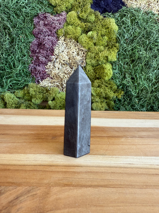 SILVER SHEEN OBSIDIAN TOWER