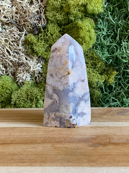 FLOWER AGATE TOWER