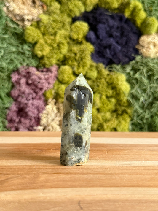 PREHNITE IN EPIDOT TOWER