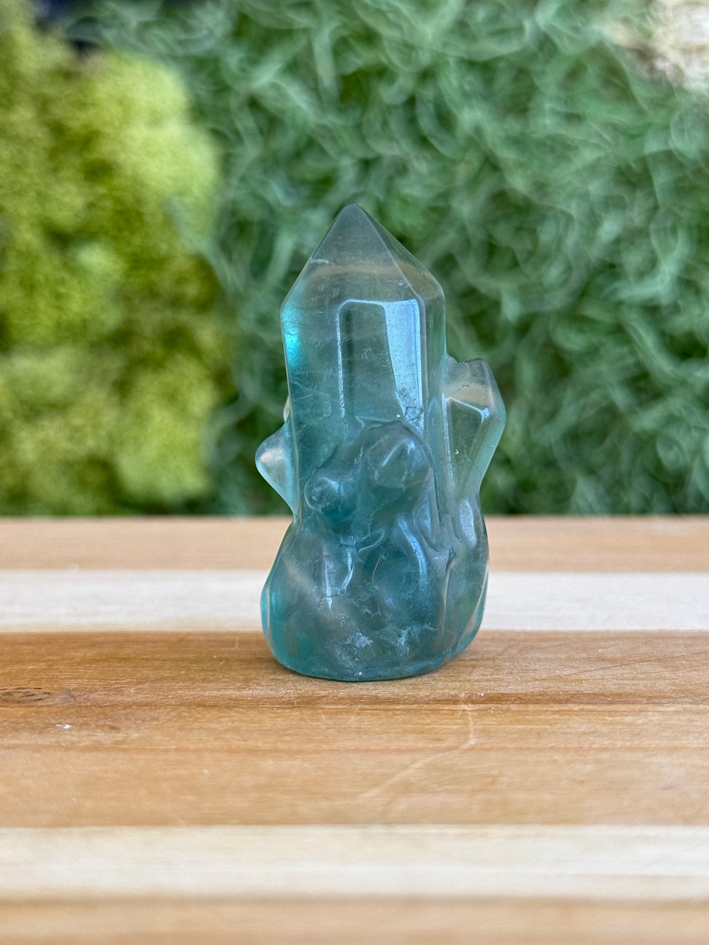 GREEN FLUORITE CRYSTAL POINT