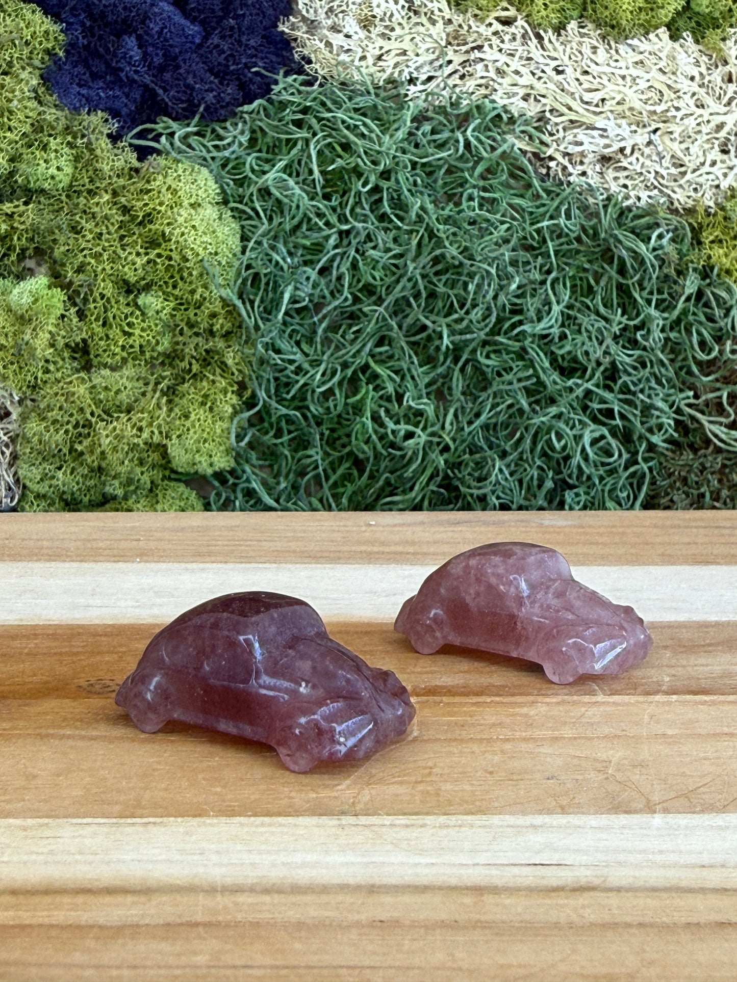 STRAWBERRY QUARTZ VINTAGE BEETLE CAR