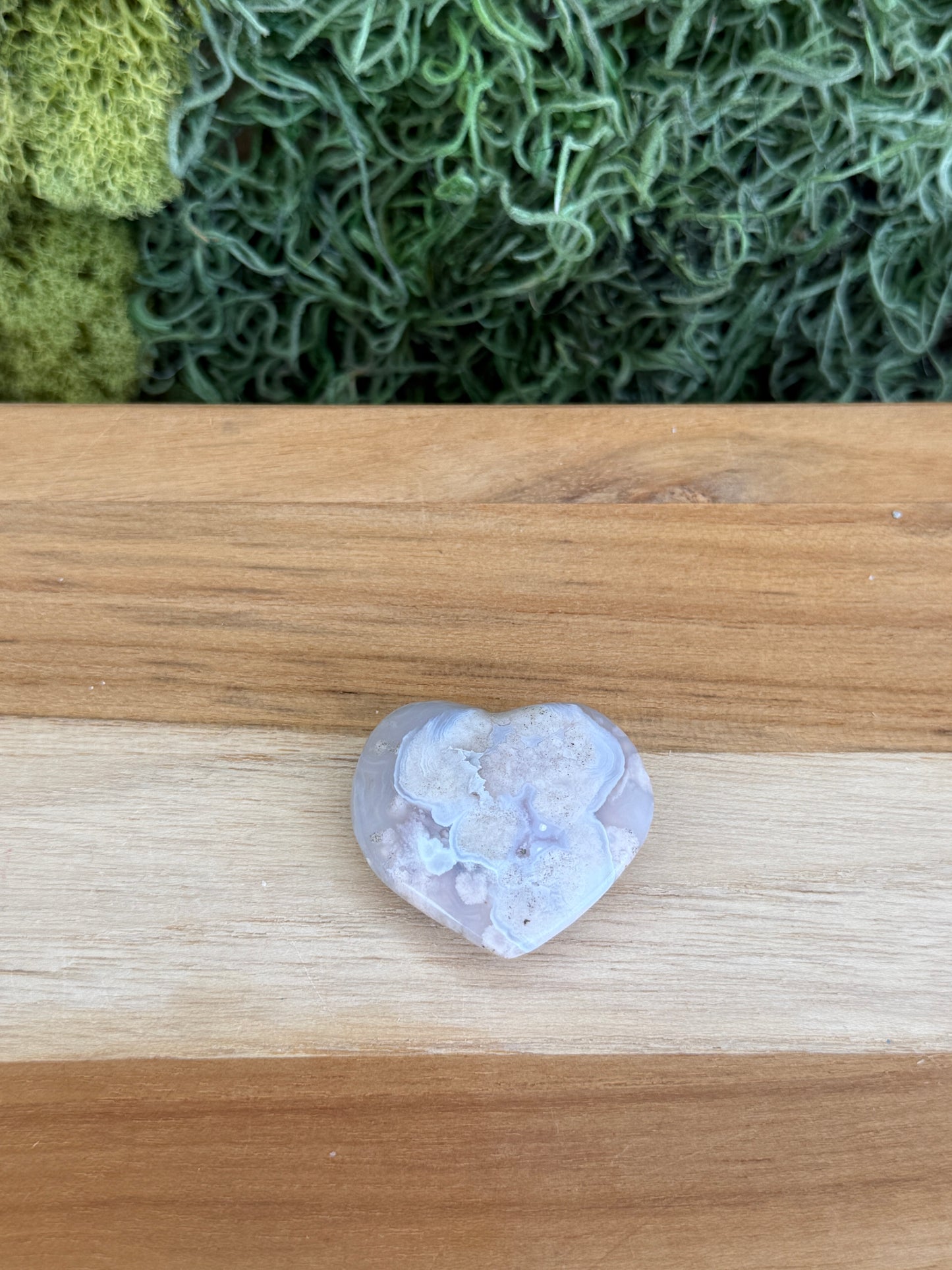 FLOWER AGATE HEART WITH DRUZY